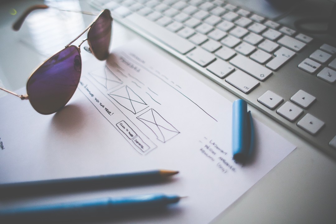 freereportbackround DOWEBY